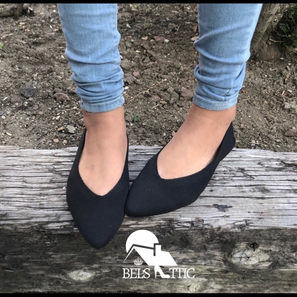 Black Pointed-Toe Ballet Flats